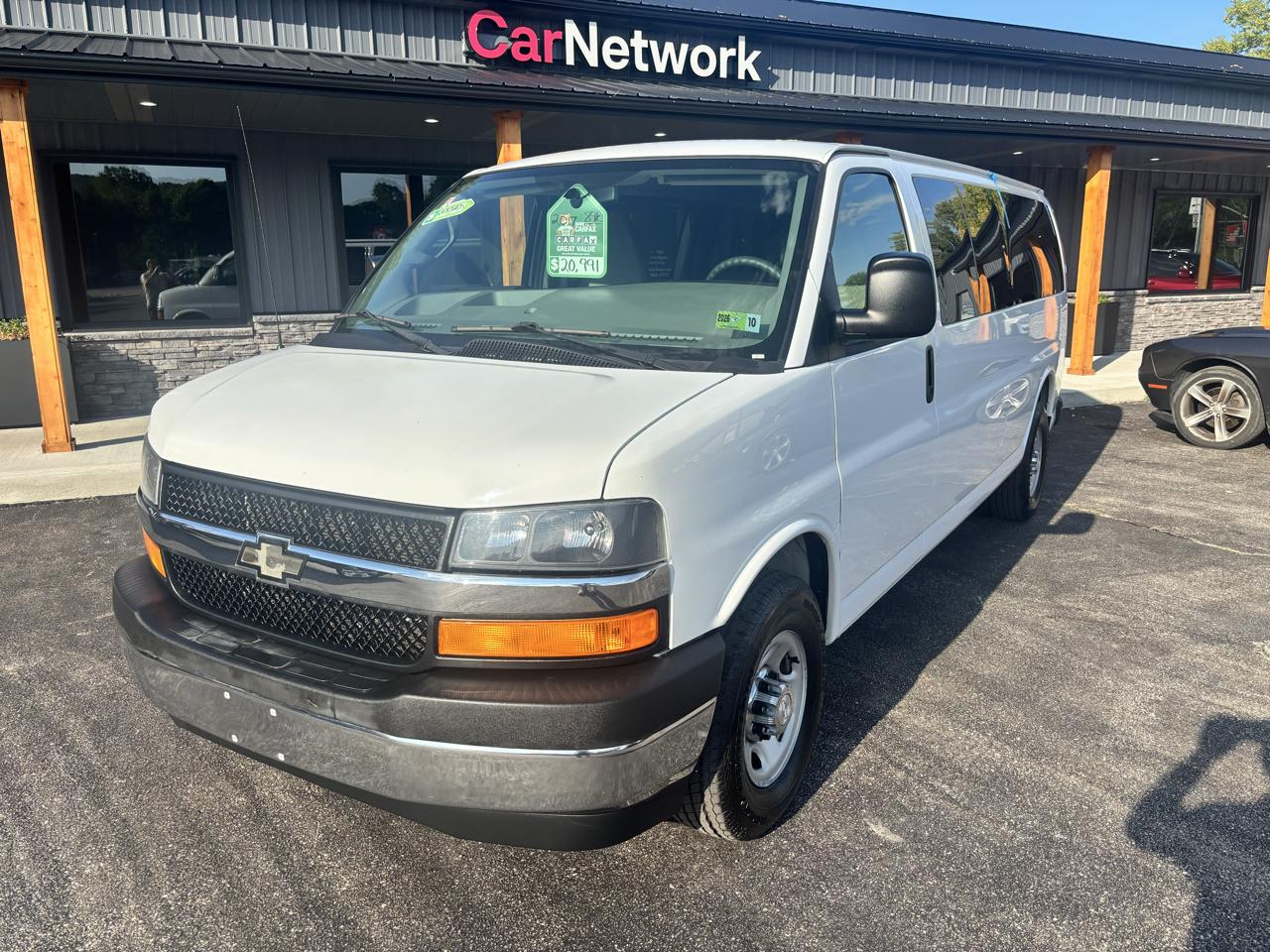 2017 Chevrolet Express LT 3500 Extended