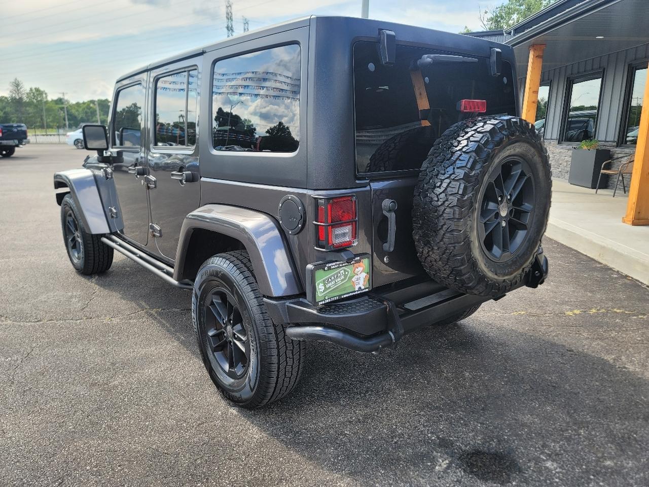 Jeep Wrangler Unlimited Sahara 4WD 2017