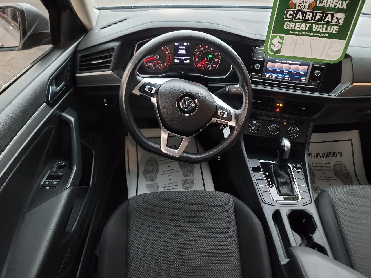 Volkswagen Jetta 1.4T SE 8A 2021