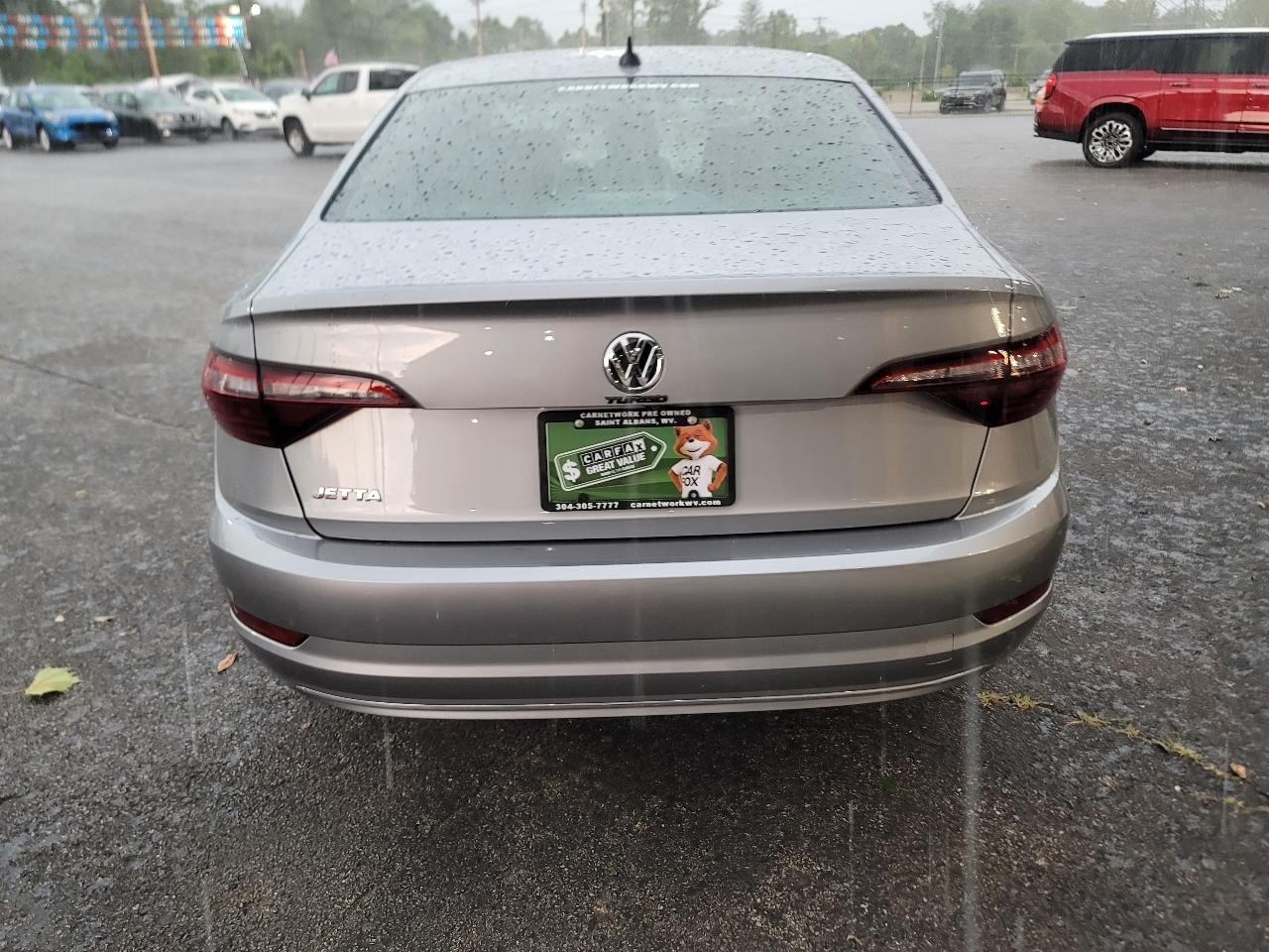 Volkswagen Jetta 1.4T SE 8A 2021