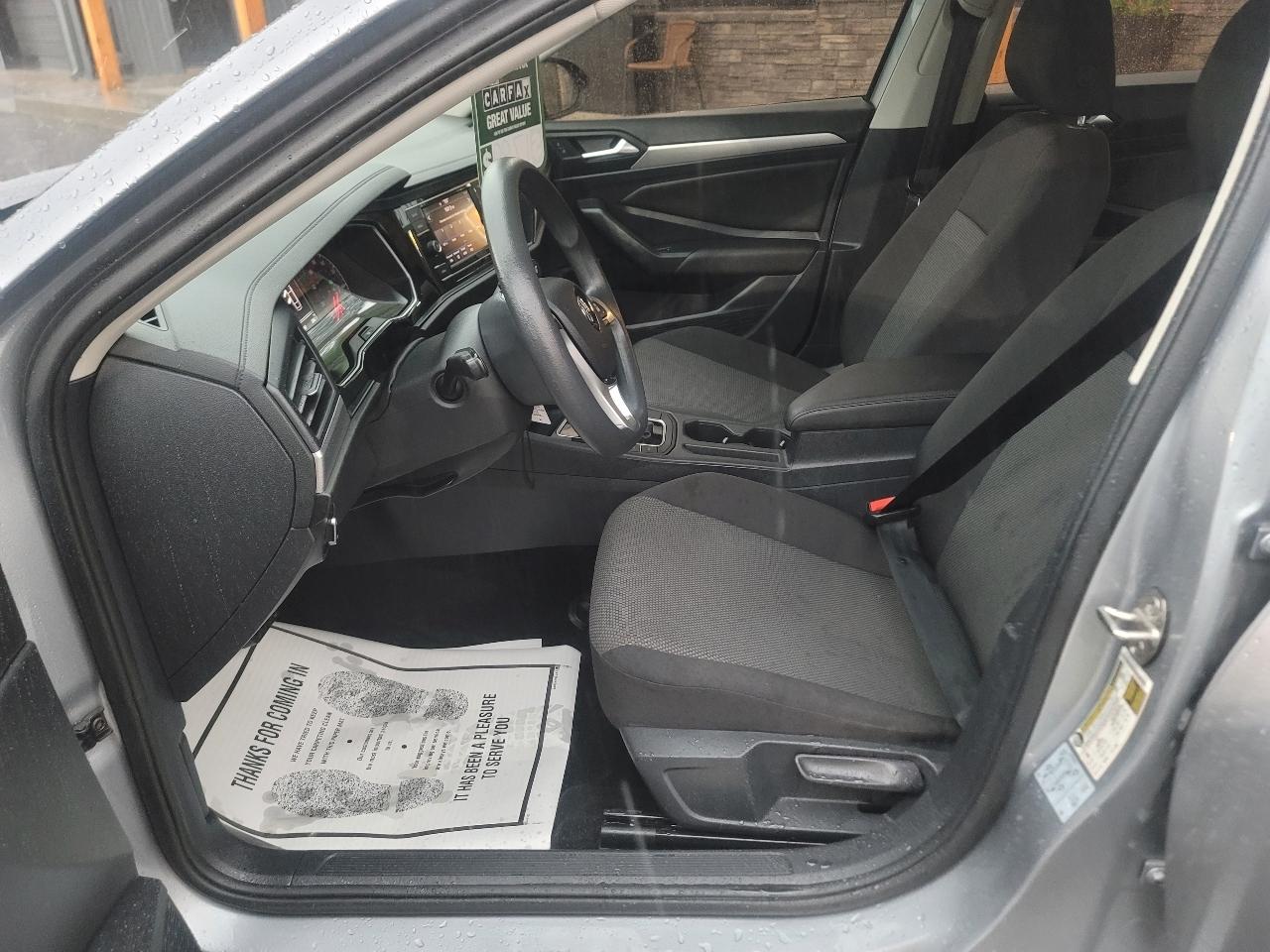 Volkswagen Jetta 1.4T SE 8A 2021