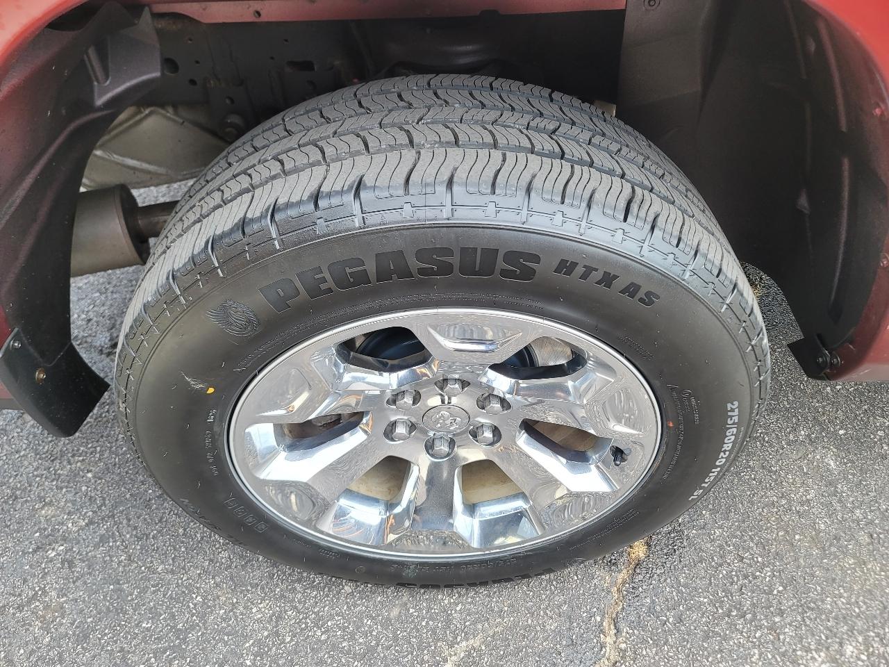 RAM 1500 Big Horn Crew Cab SWB 4WD 2020