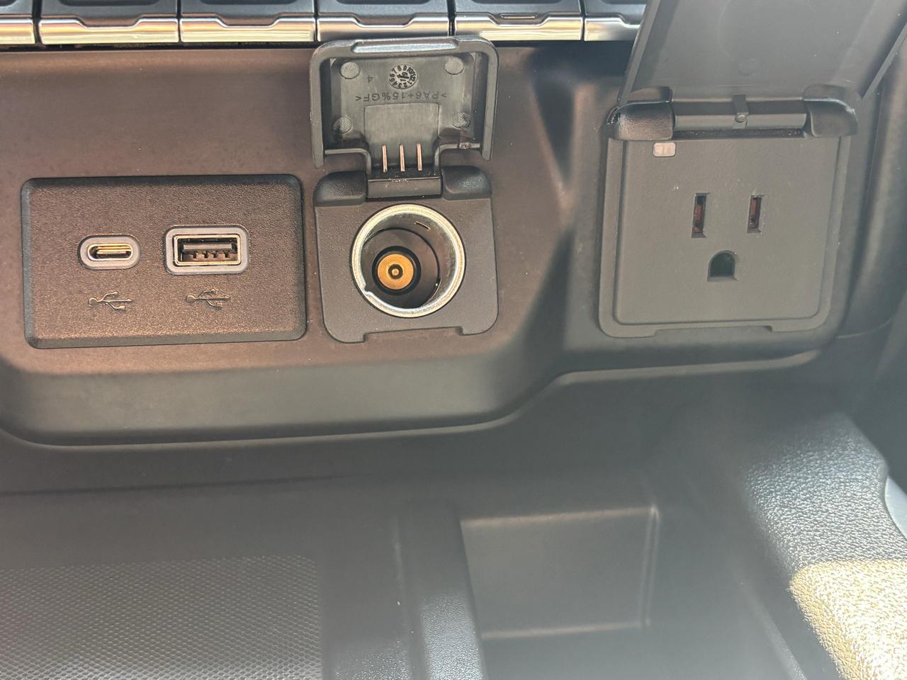 GMC Sierra 1500 AT4 Crew Cab Long Box 4WD 2020