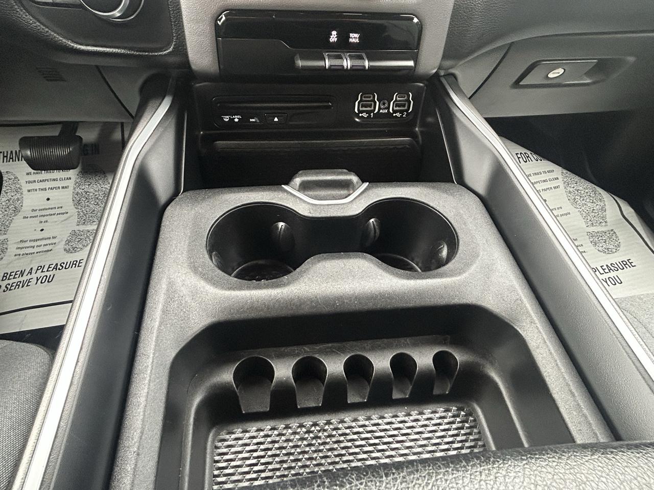 RAM 1500 Big Horn Crew Cab SWB 4WD 2019