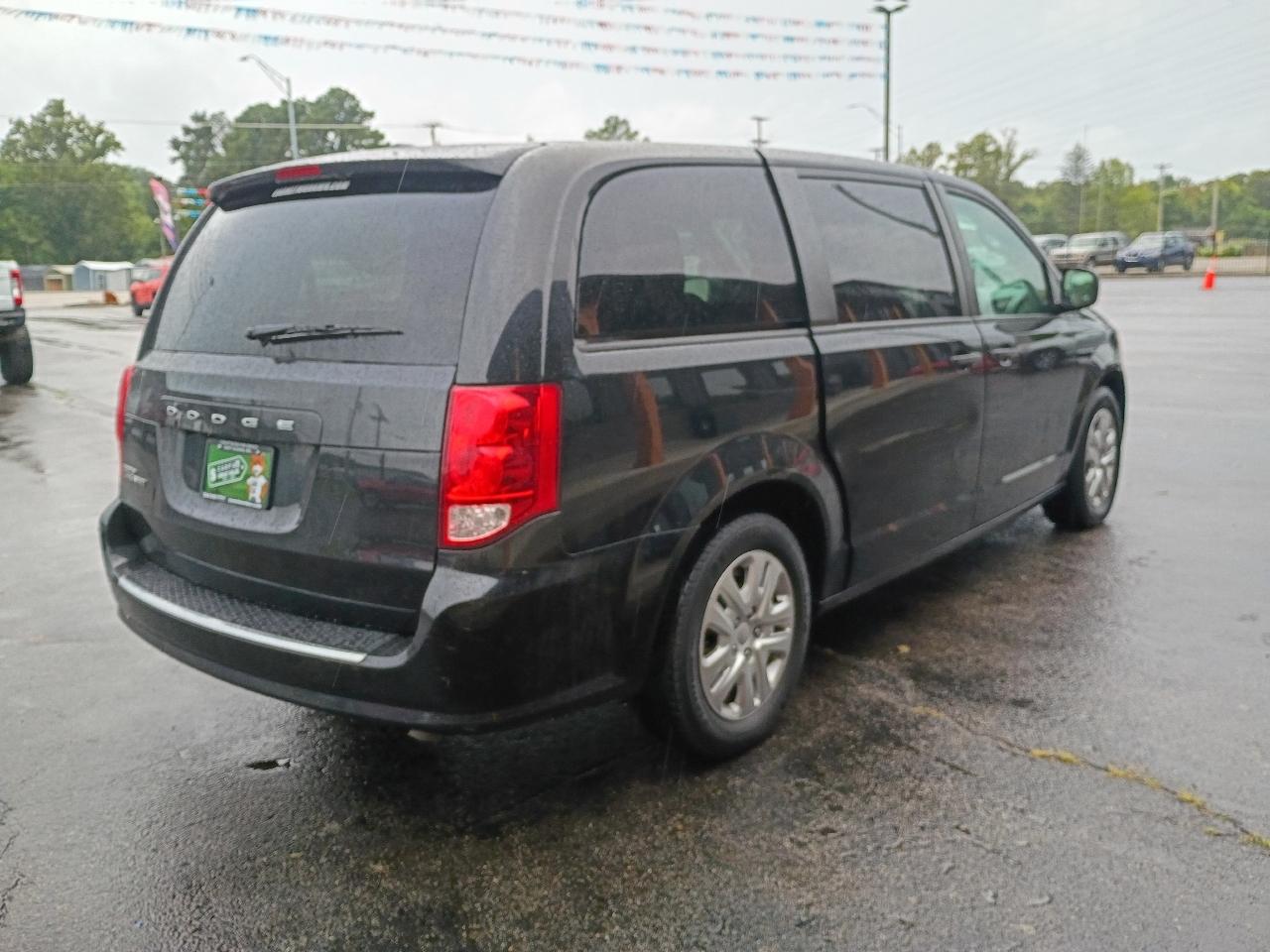 Dodge Grand Caravan SE 2019