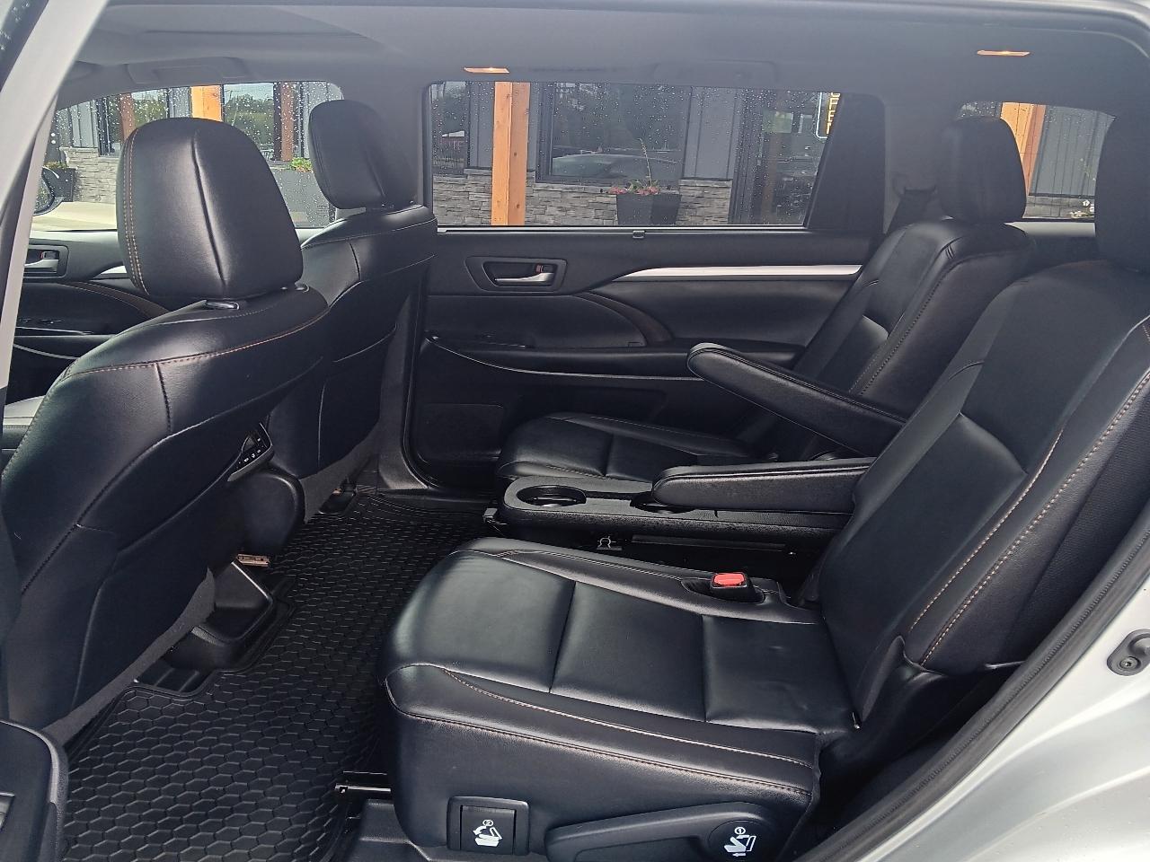 2019 Toyota Highlander XLE - Photo 6