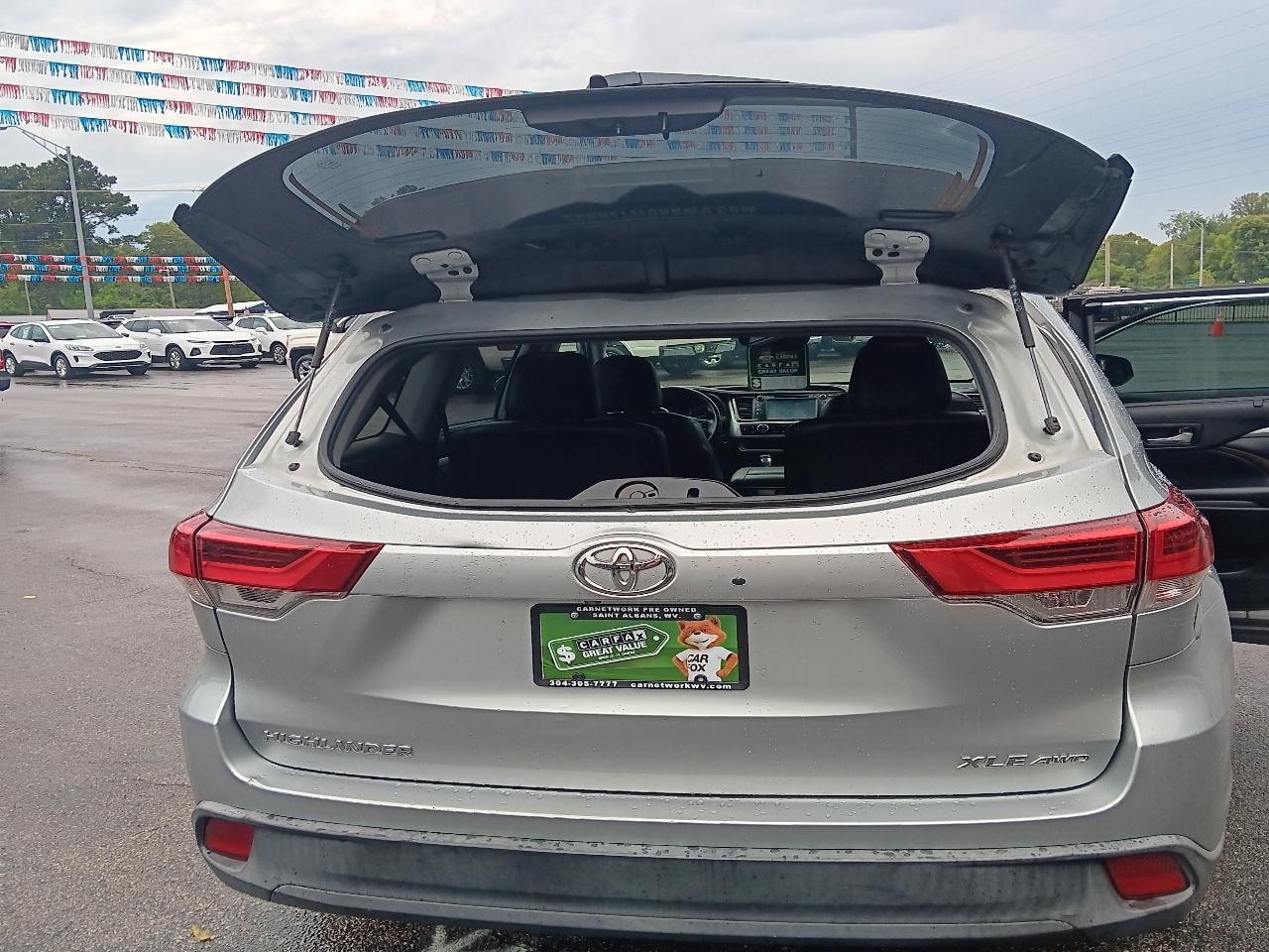 2019 Toyota Highlander XLE - Photo 16