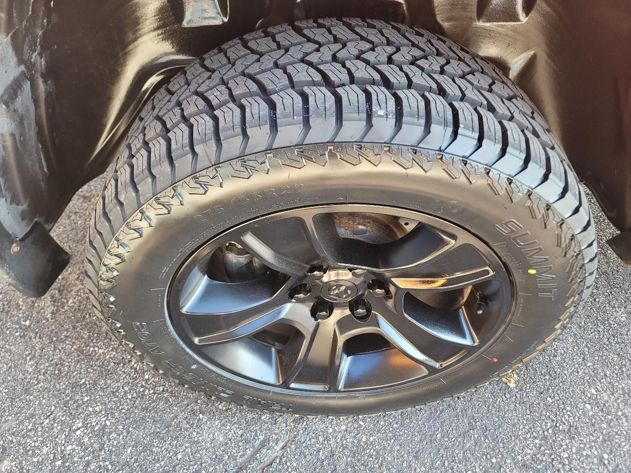 RAM 1500 Big Horn Quad Cab 4WD 2022