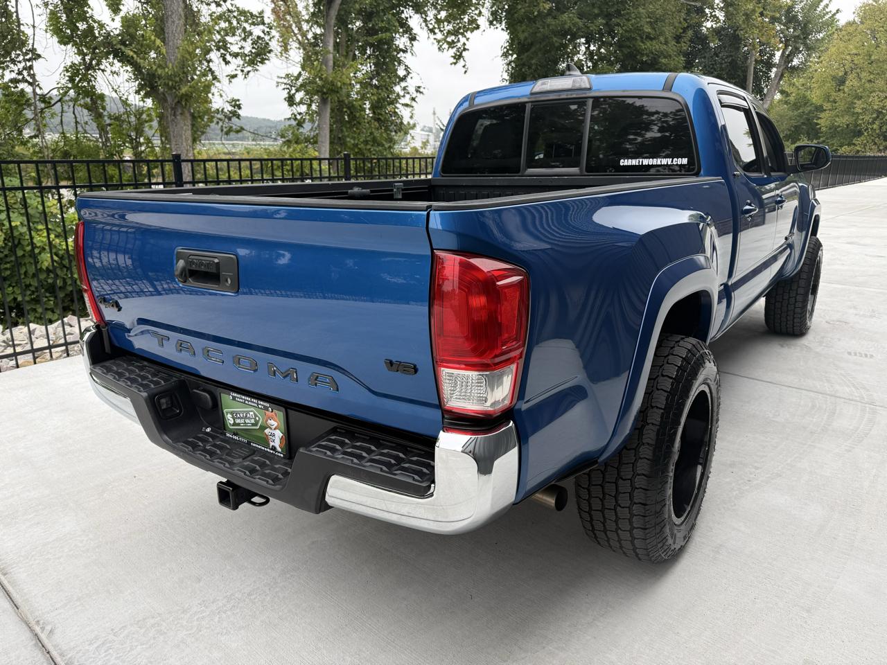 Toyota Tacoma SR5 Double Cab Super Long Bed V6 6AT 4WD 2016