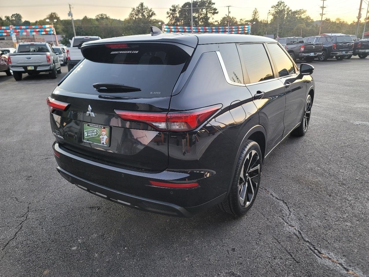Mitsubishi Outlander ES 4WD 2022