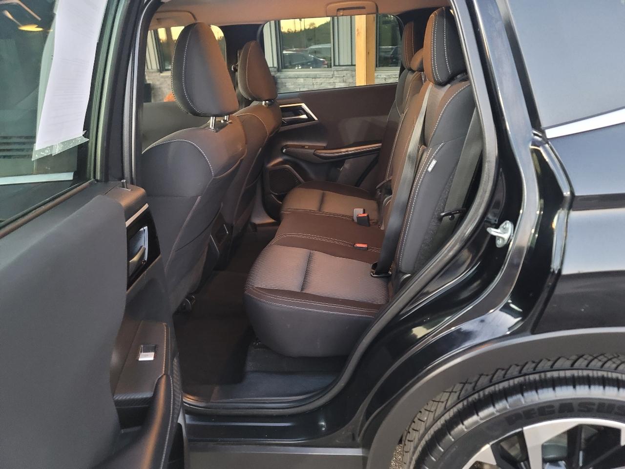 Mitsubishi Outlander ES 4WD 2022