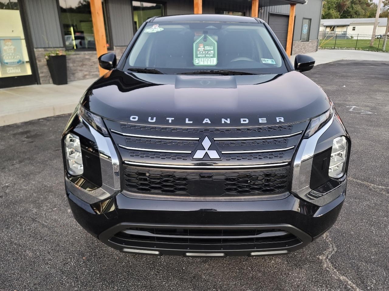 Mitsubishi Outlander ES 4WD 2022