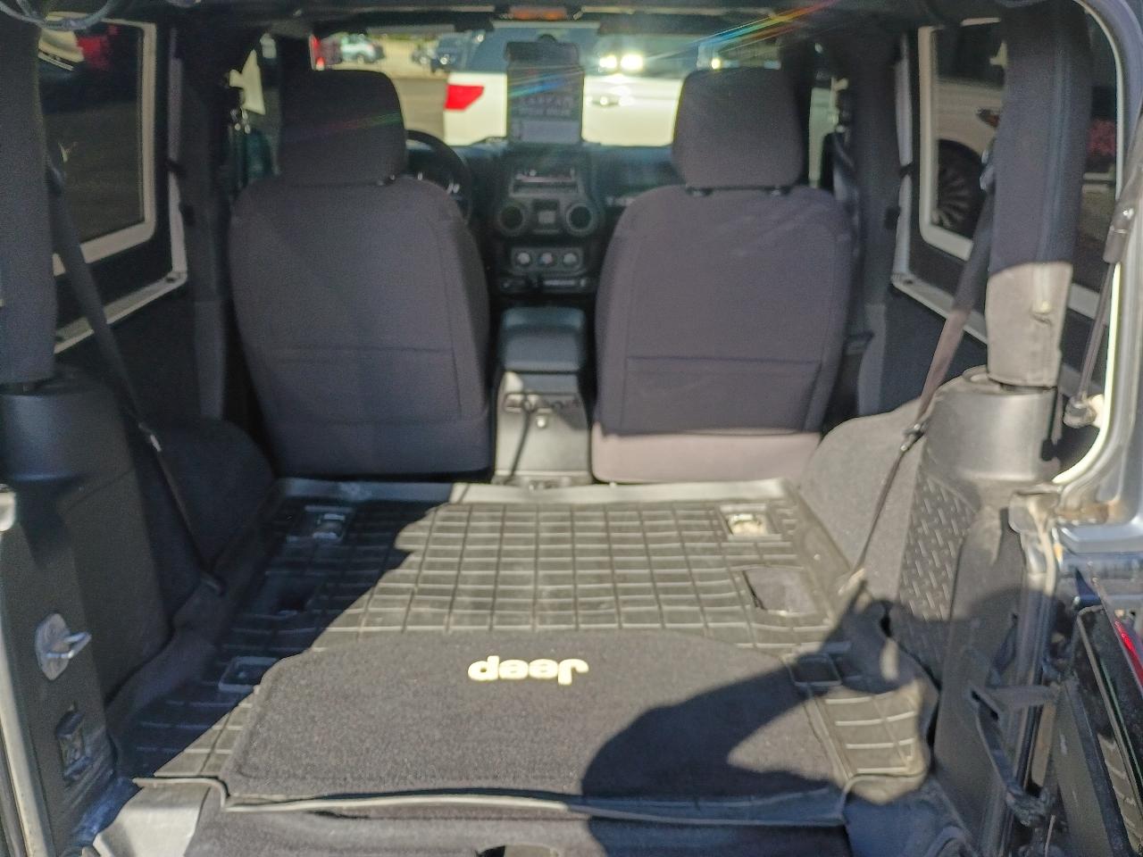 Jeep Wrangler Sport 4WD 2013