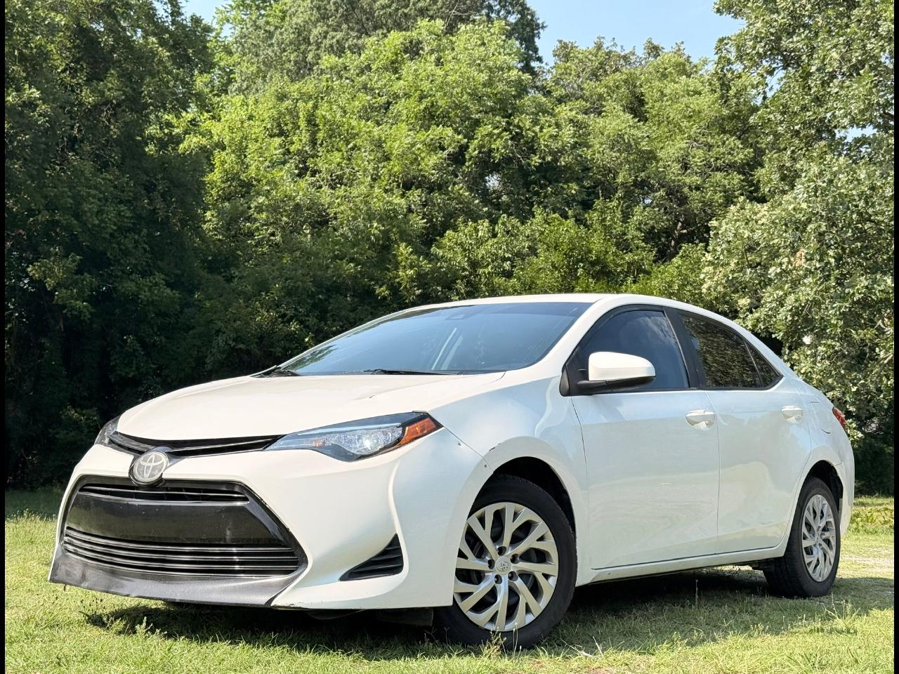 2019 Toyota Corolla LE 4D Sedan