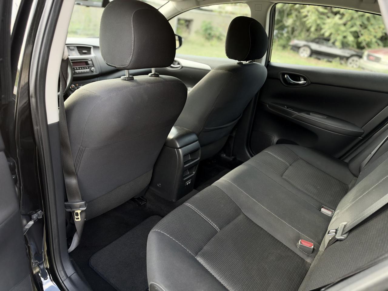 2017 Nissan Sentra S - Photo 17