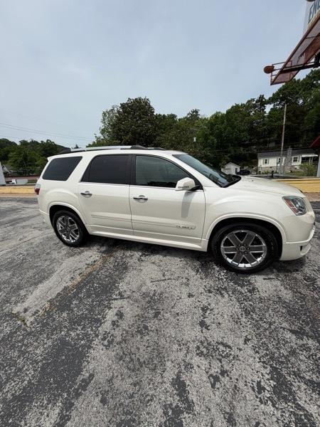 GMC Acadia Denali FWD 2012