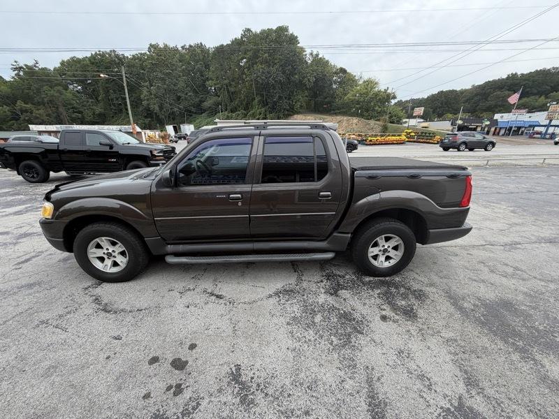 Ford Explorer Sport Trac XLS 2WD 2005