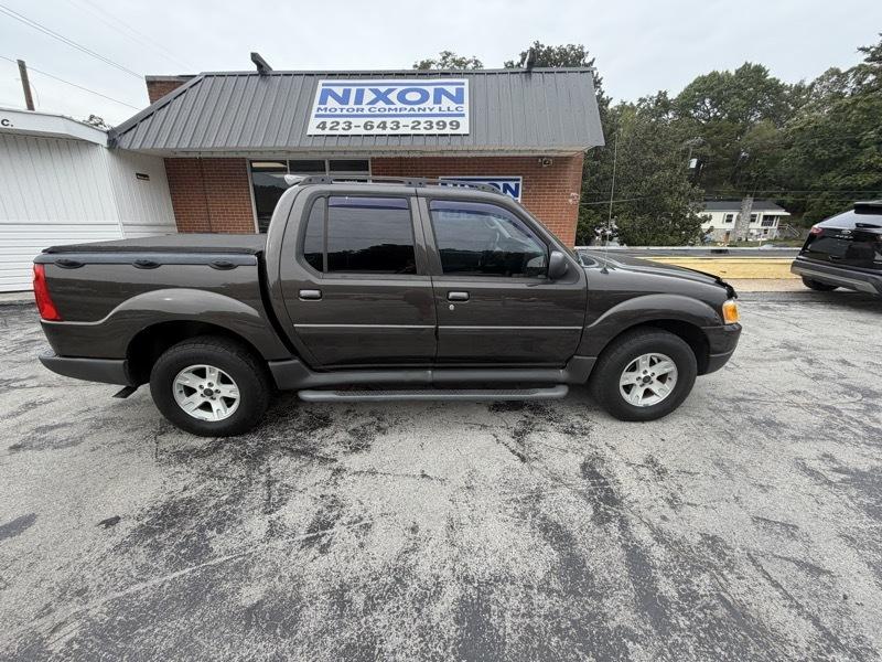 Ford Explorer Sport Trac XLS 2WD 2005