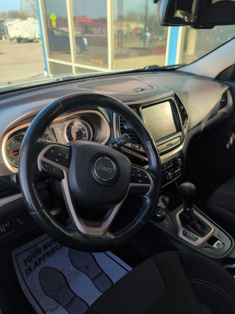 Jeep Cherokee Latitude 4WD 2015