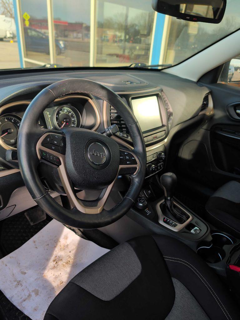 Jeep Cherokee Latitude 4WD 2014