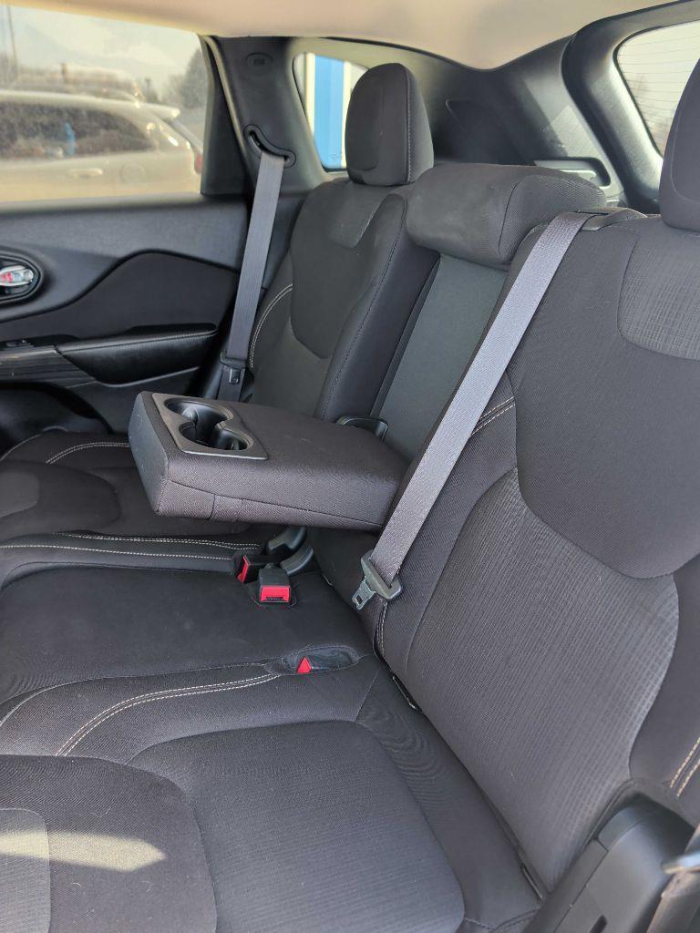 Jeep Cherokee Latitude 4WD 2015