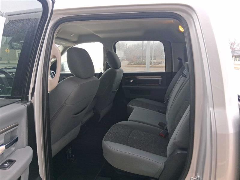 RAM 1500 Classic Tradesman Crew Cab LWB 4WD 2019