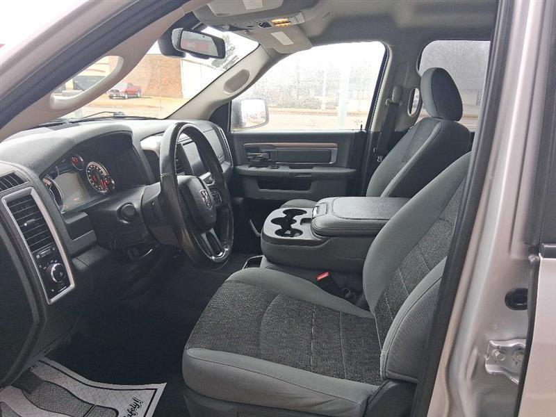 RAM 1500 Classic Tradesman Crew Cab LWB 4WD 2019