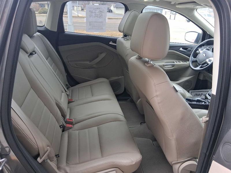 Ford Escape Titanium 4WD 2014