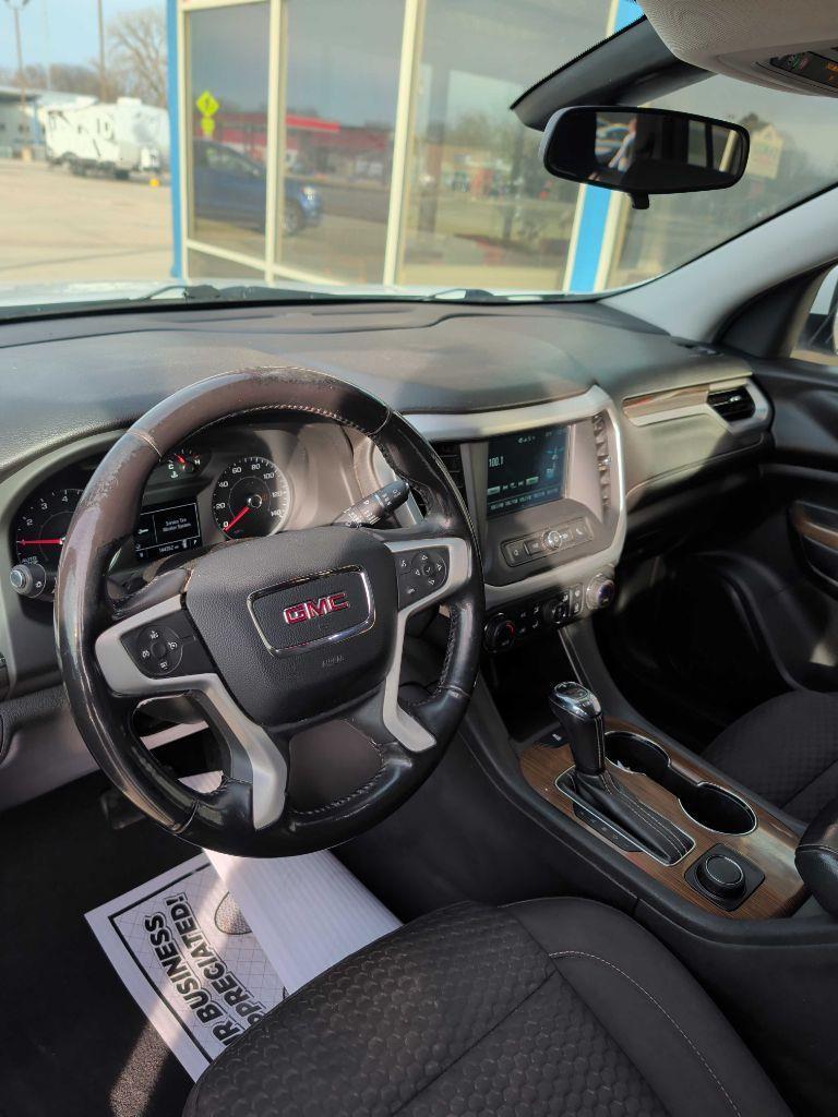 GMC Acadia SLE-1 AWD 2019