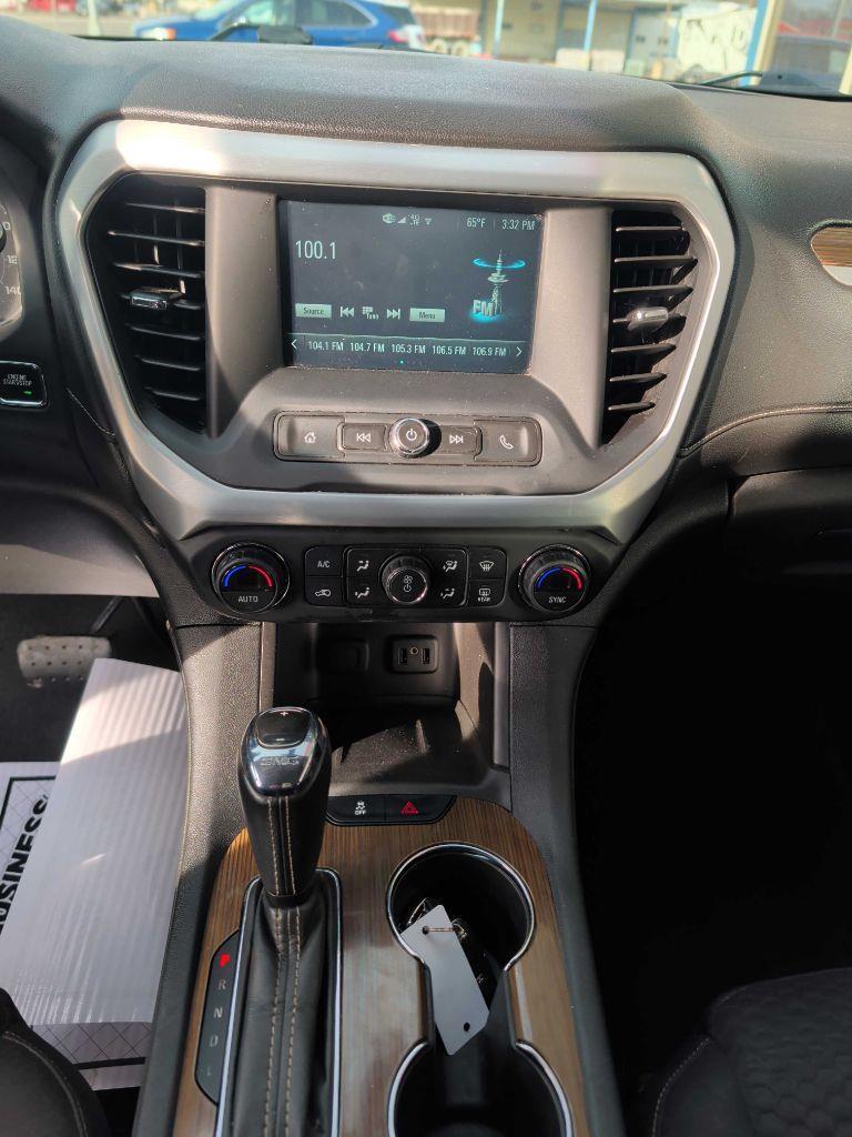 GMC Acadia SLE-1 AWD 2019