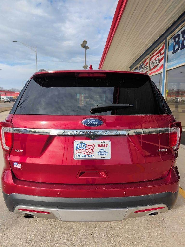 Ford Explorer XLT 4WD 2017