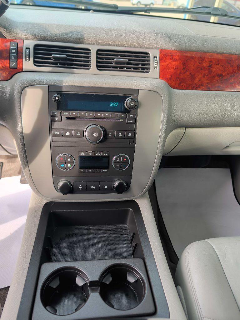 GMC Yukon SLT1 4WD 2011