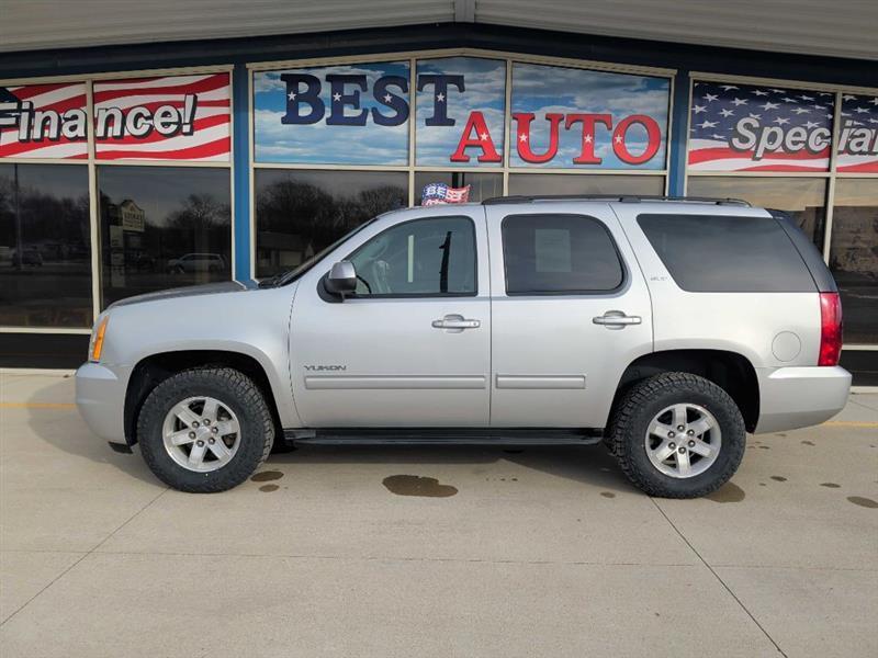 GMC Yukon SLT1 4WD 2011