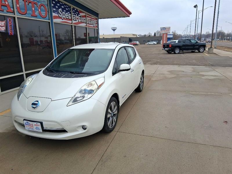 Nissan Leaf S 2013