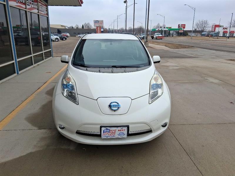 Nissan Leaf S 2013