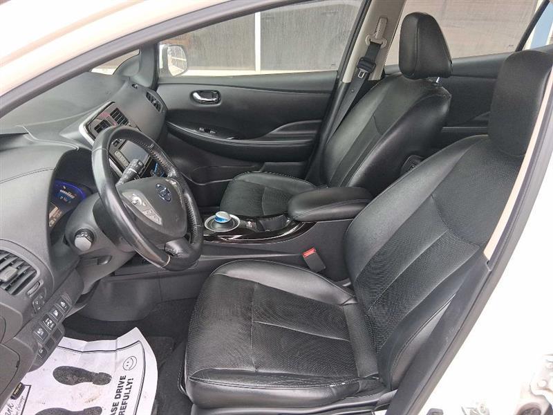 Nissan Leaf S 2013