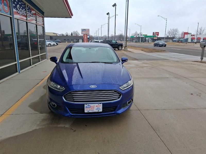 Ford Fusion SE 2016