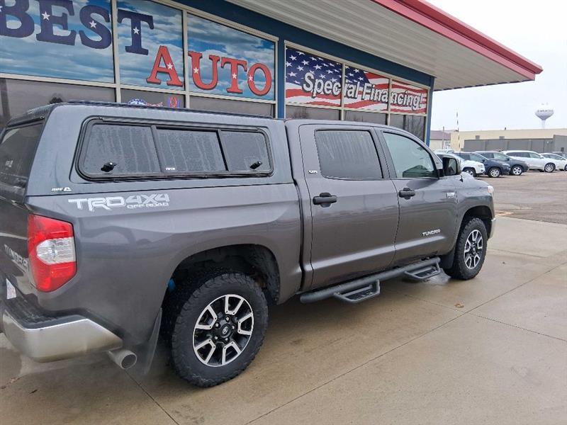 Toyota Tundra SR5 5.7L V8 FFV CrewMax 4WD 2018