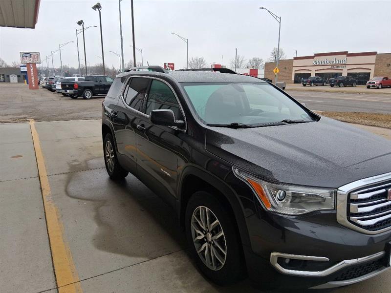 GMC Acadia SLE-2 AWD 2017