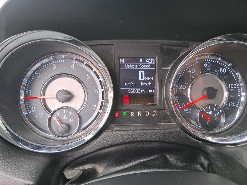 Chrysler Town & Country Touring-L 2014