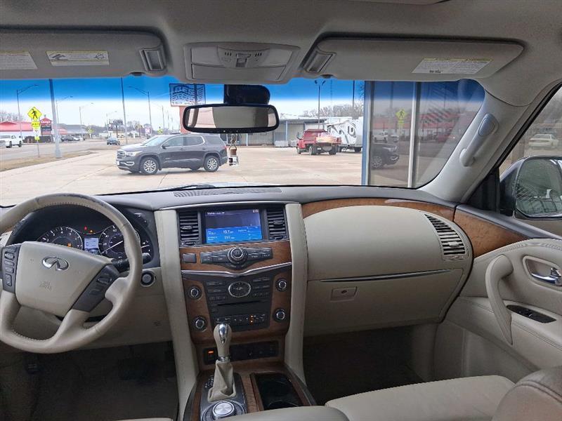 Infiniti QX80 4WD 2014