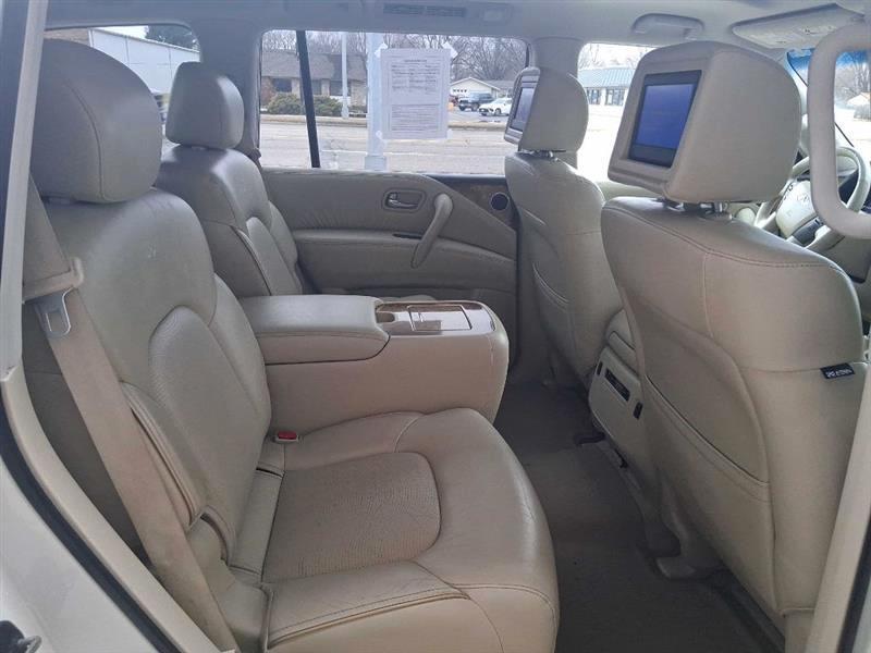 Infiniti QX80 4WD 2014