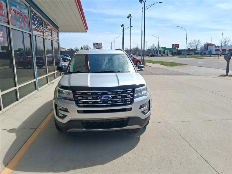 Ford Explorer XLT 4WD 2017