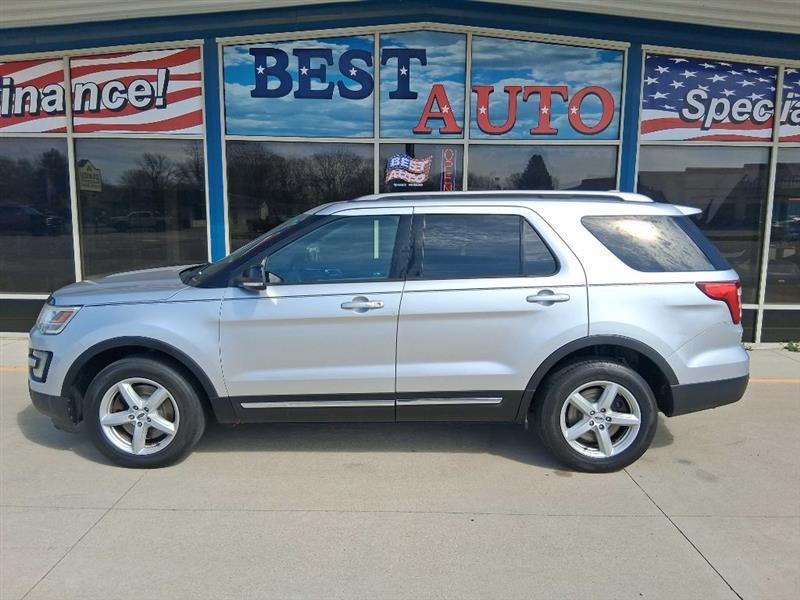 Ford Explorer XLT 4WD 2017