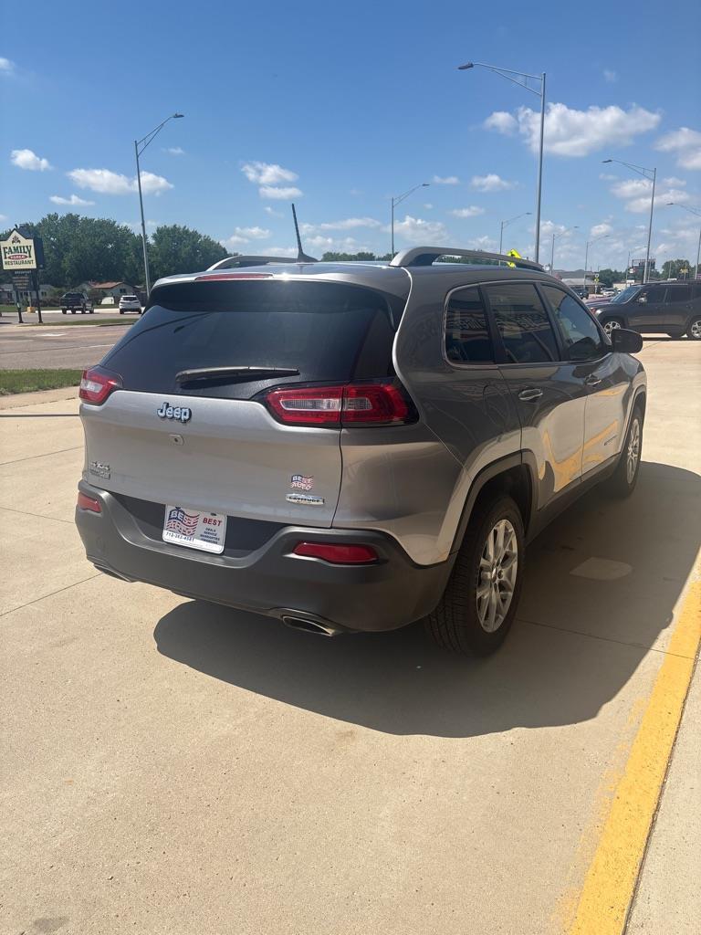 Jeep Cherokee Latitude 4WD 2017