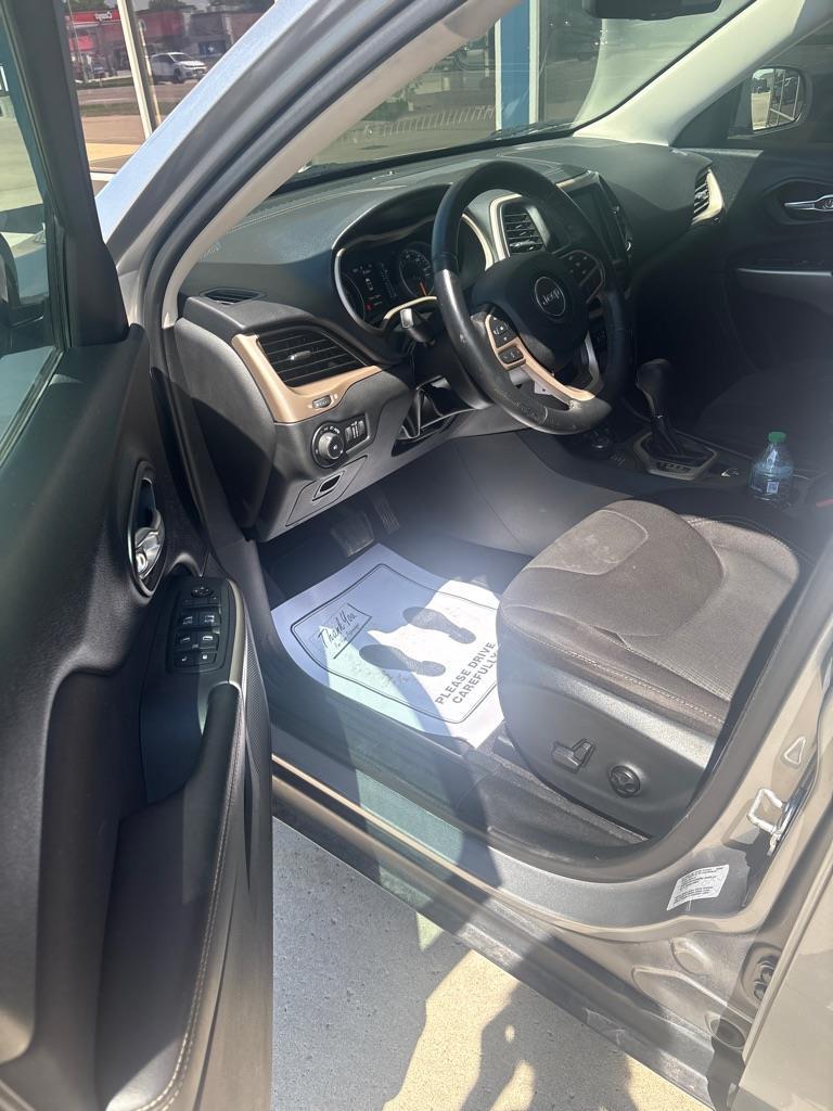 Jeep Cherokee Latitude 4WD 2017
