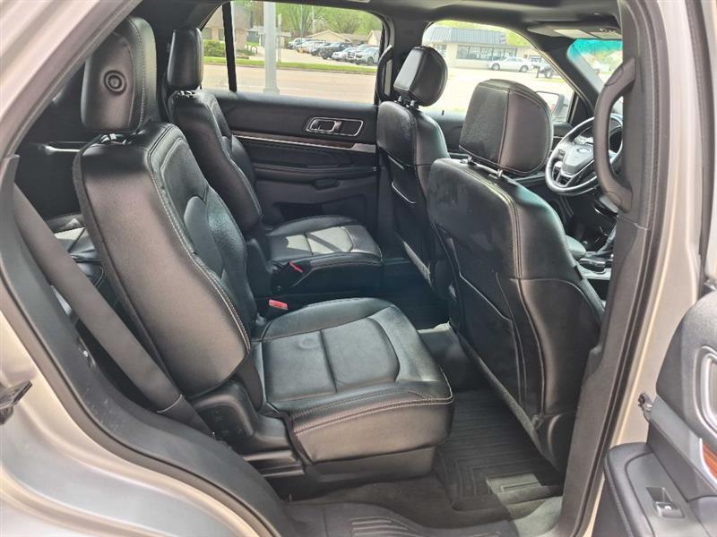 Ford Explorer Limited 4WD 2017