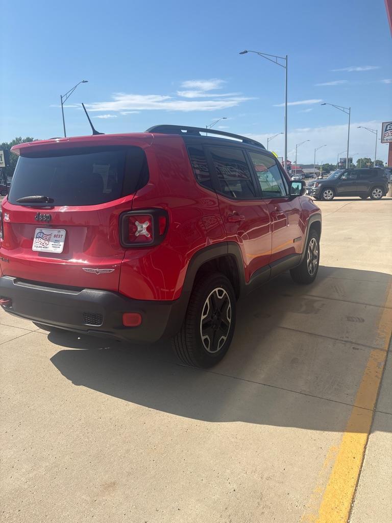 Jeep Renegade Trailhawk 2016