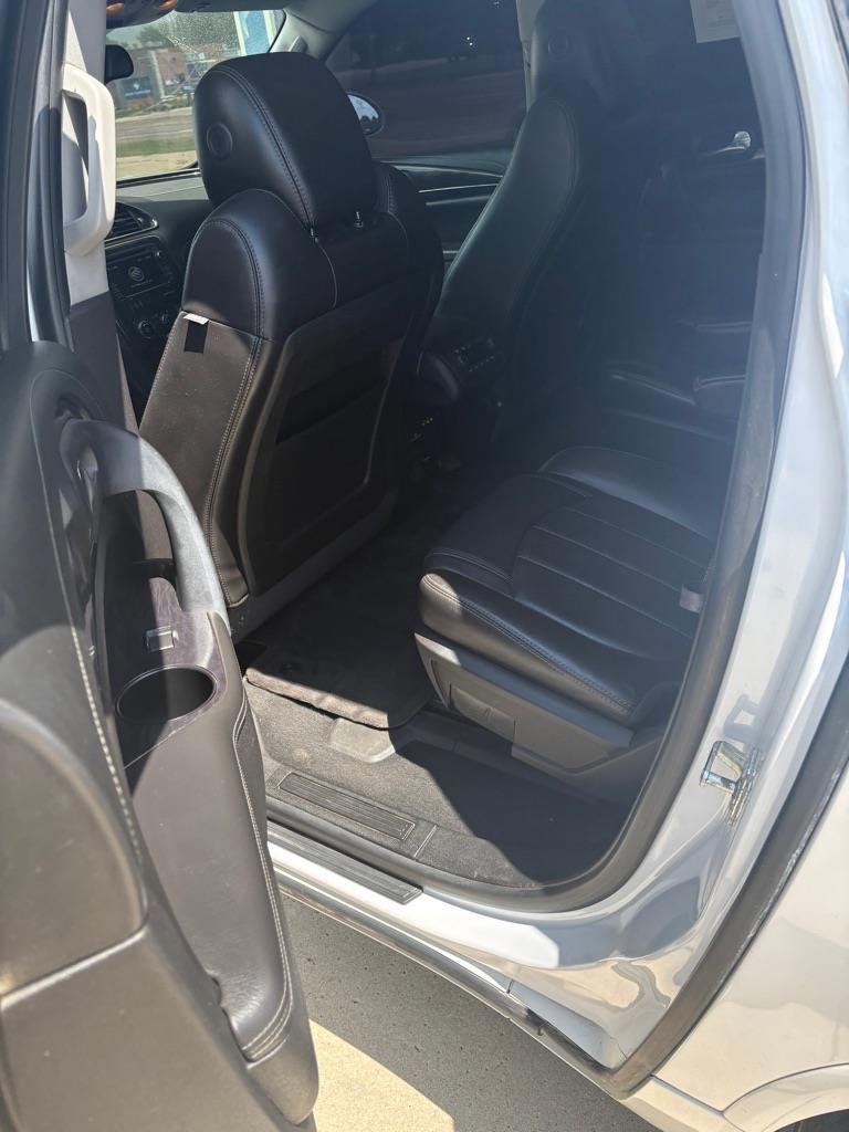 Buick Enclave Leather FWD 2016