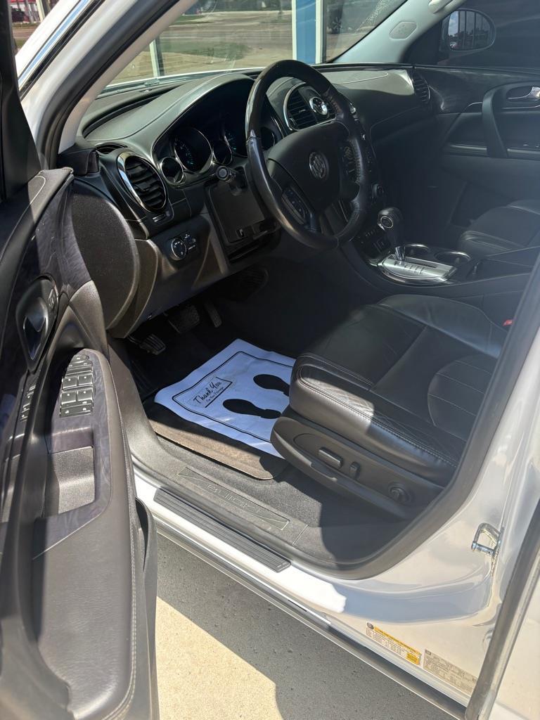 Buick Enclave Leather FWD 2016